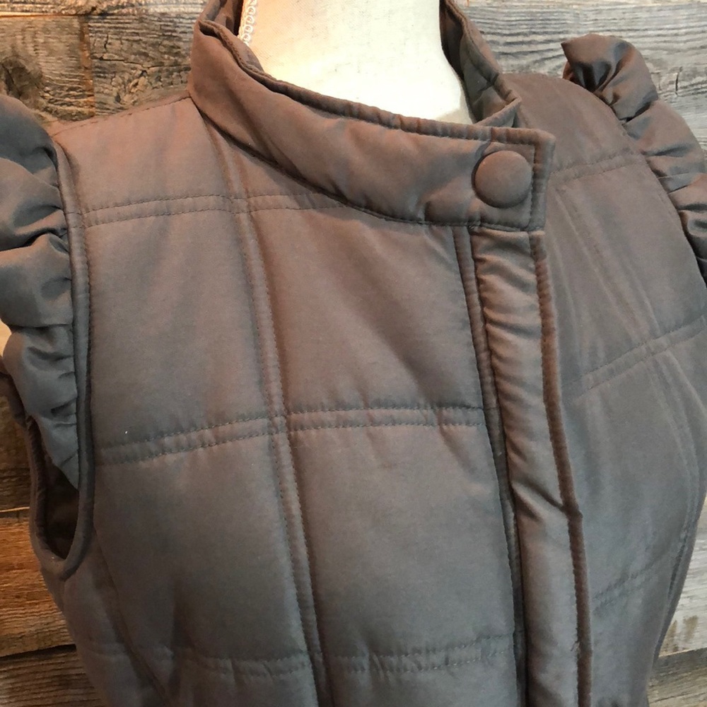 Tulle original clothing puffer vest (L)